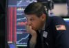 Κατέρρευσε η Γουόλ Στριτ: Κλείσιμο Dow Jones με τη μεγαλύτερη πτώση μετά το κραχ του 1987