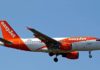 Η easyJet ανακοίνωσε πως μειώνει το προσωπικό της κατά 30%