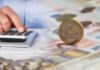 Πώς θα δοθεί η έκτακτη ενίσχυση των 400 ευρώ σε αυτοαπασχολούμενους επιστήμονες