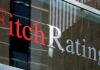 Fitch: Η ισχυρότερη ανάπτυξη της Ελλάδας και η μείωση του ελλείμματος στηρίζουν μία ταχύτερη μείωση του χρέους
