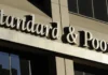 Standard & Poor’s: Ο οίκος αξιολόγησης αναβάθμισε τις ελληνικές τράπεζες