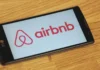 Airbnb: Θέλουμε να συνεργαστούμε με την ελληνική κυβέρνηση για τα σπίτια σε γειτονιές της Αθήνας