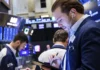 Wall Street: Κλείσιμο με άνοδο -Πάνω από τις 450 μονάδες ο Dow Jones