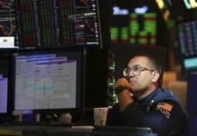 Wall Street: Κλείσιμο χωρίς κατεύθυνση στους βασικούς δείκτες