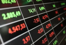 Χρηματιστήριο Αθηνών: Στις 2.103,83 μονάδες ο Γενικός Δείκτης Τιμών, άνοιγμα με οριακή πτώση 0,04%