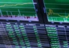 Ενισχύονται τα ευρωπαϊκά χρηματιστήρια, υποχωρεί η τιμή του πετρελαίου